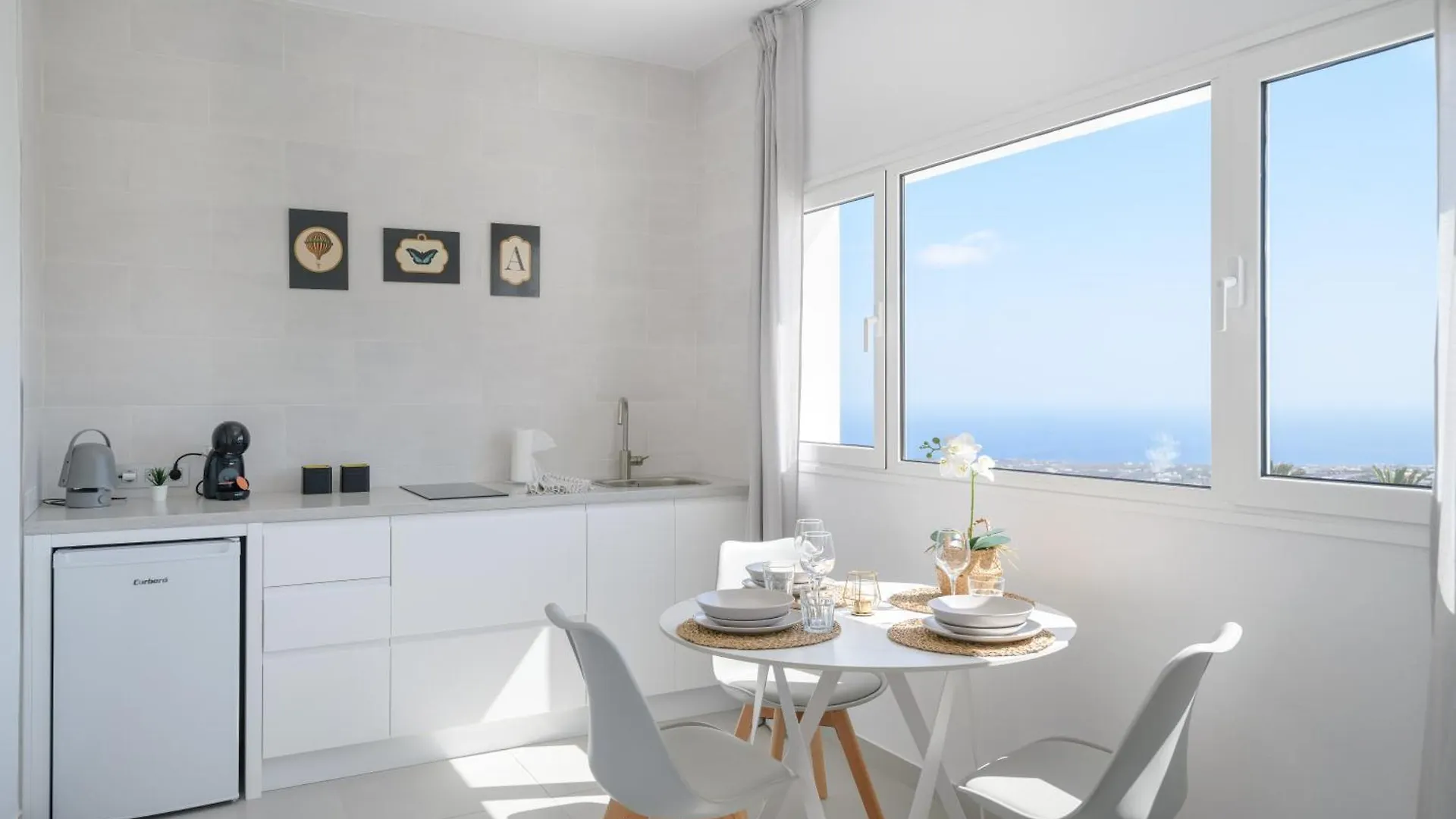 Bed & Breakfast Suites Bene Lanzarote La Asomada