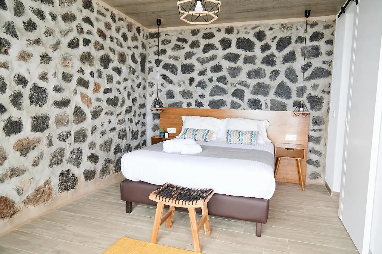Suites Bene Lanzarote La Asomada  Bed and breakfast La Asomada (Lanzarote)
